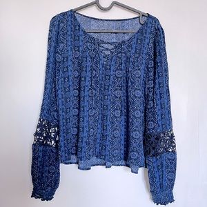 Holister Women blouse summer